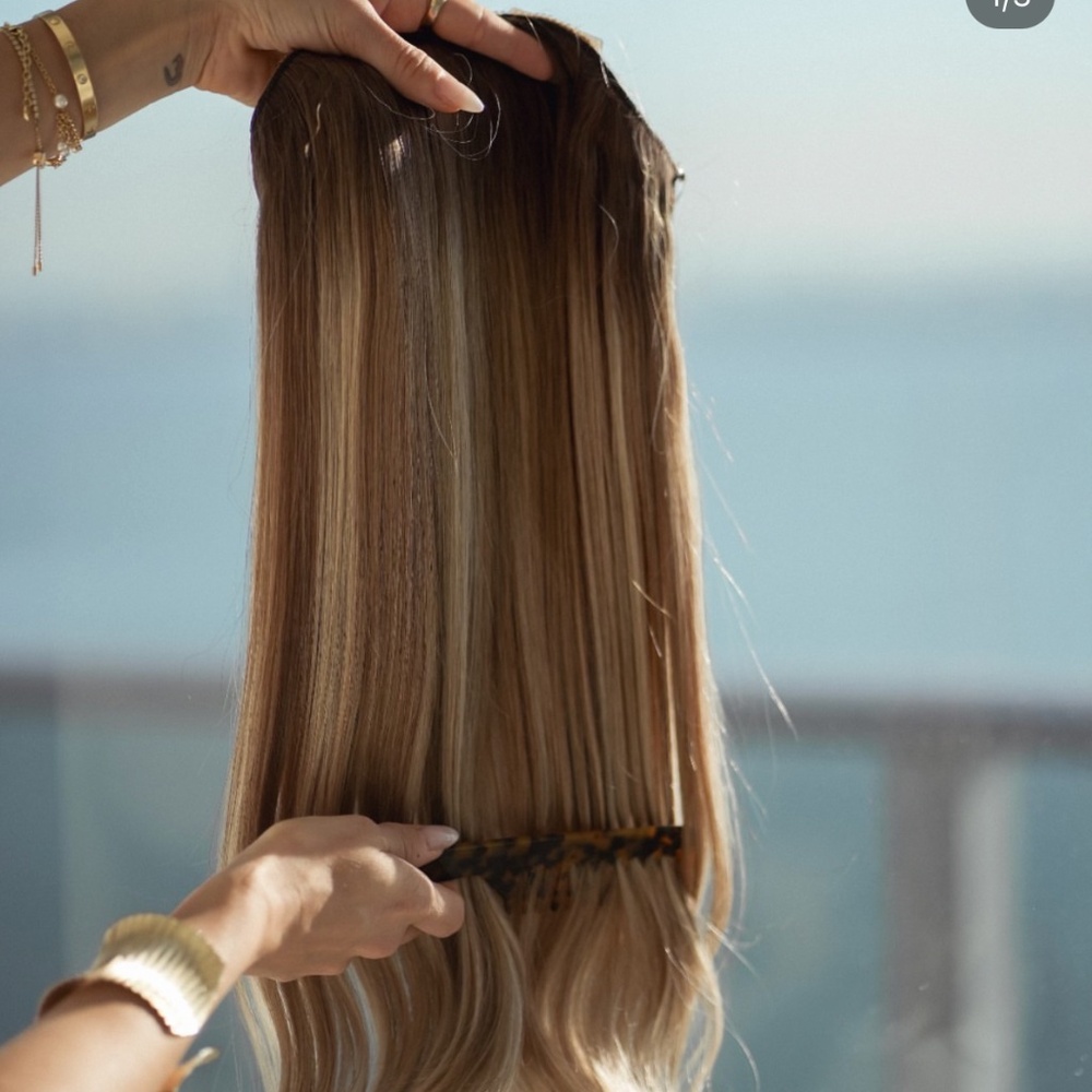 Maldives highlights zala halo hair extensions